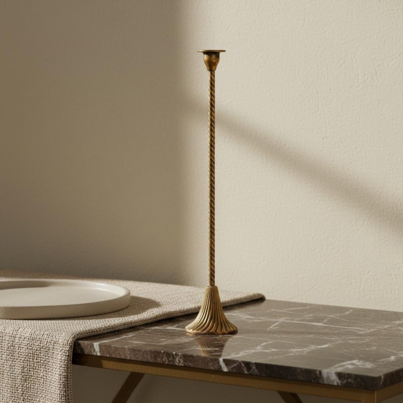 Twisted Gold Candle Holder Sta - Paraffin Candle Wax recension och pris